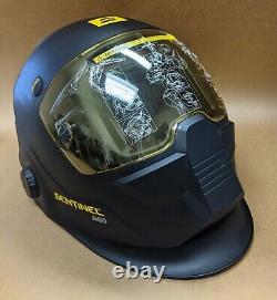 CUSTOMER RETURN 2 ESAB Halo Sentinel A50 Automatic Helmet 0700000800