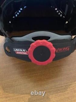 Lincoln Viking 3350 (-4) Welding Helmet Barely Use Excellent Condition
