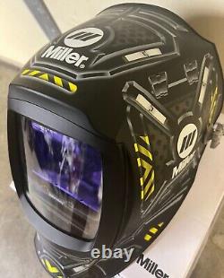 Miller 289715 Digital Infinity Welding Helmet with ClearLight 2.0 Lens, Black