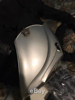 Miller PAPR withTitanium 9400 Auto Darkening Helmet & Air Cleaner Filter System