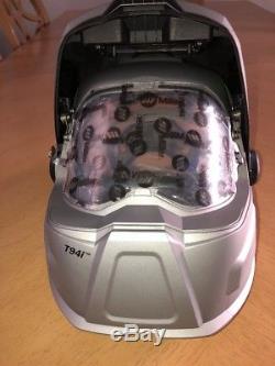 Miller T94i Auto-Darkening Welding Helmet with integrated grinding shield 260483