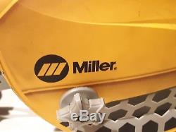 Miller welder Co. CAT Edition Digital Elite Auto Darkening Welding Helmet Hood