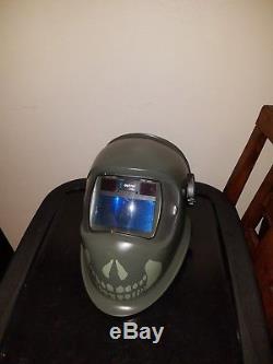 OPTREL E680 Auto darkening welding helmet